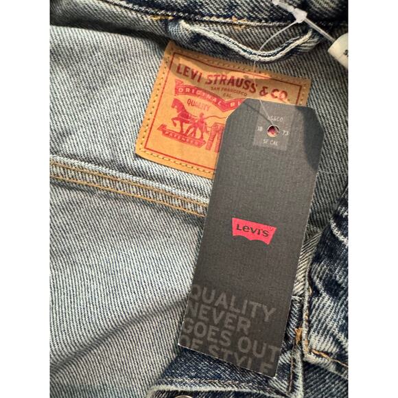 New Levi's Denim Jacket - Women's Raw Hem Lace Up Sleeves- Small - Picture 7 of 8